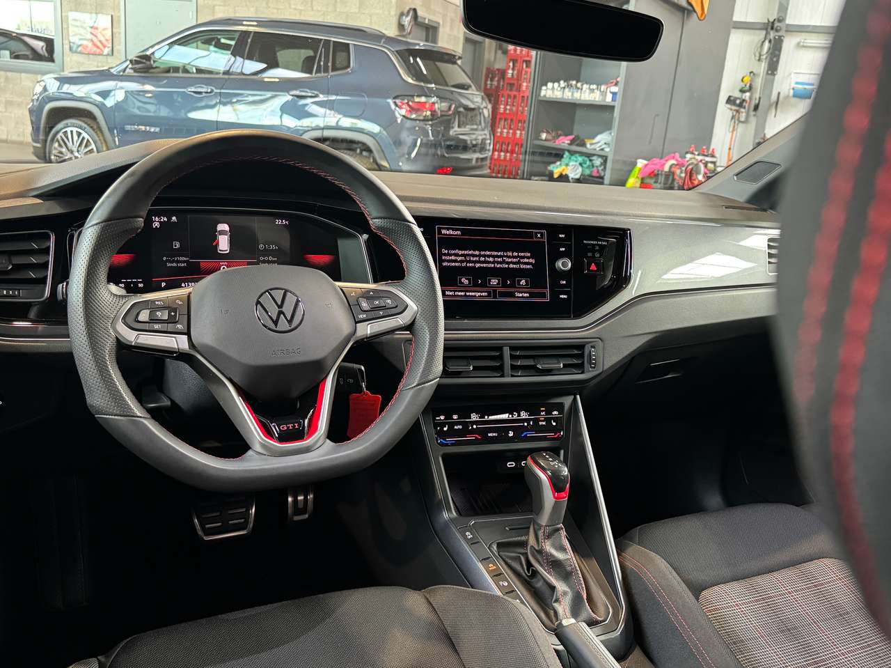 Volkswagen Polo GTI 2.0 TSI DSG — foto 8 van 20