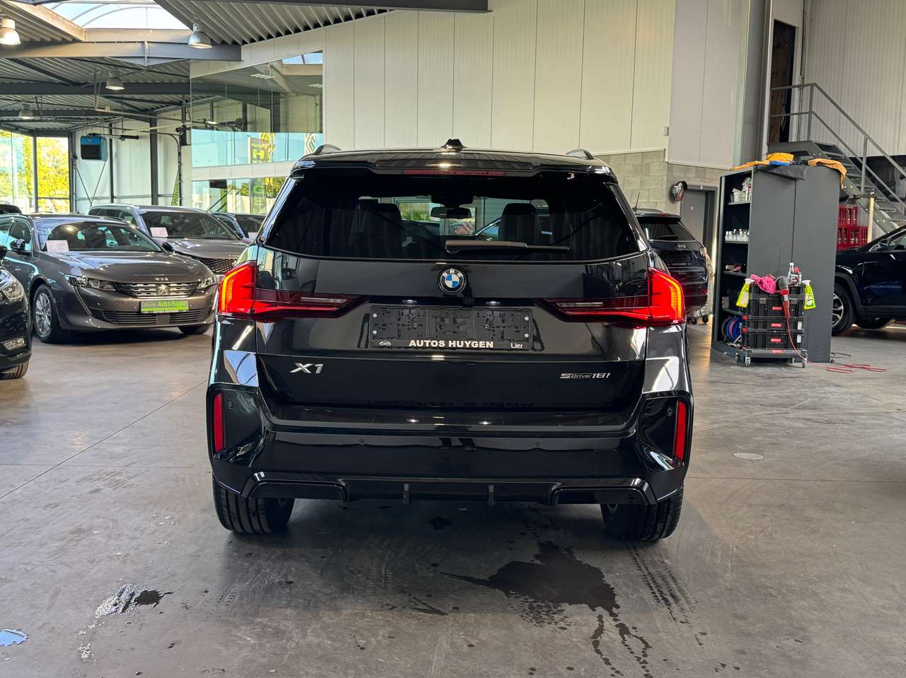BMW X1 1.5iA sDrive18i M-Sport — foto 3 van 19