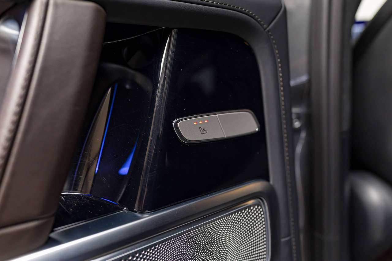 Mercedes-Benz G 63 AMG G 63 AMG MANUFAKTUR|MASSAGE|CARBON|BURMESTER|360°|ZETELVERW. (v/a)|ZETELKOELING|PANO|ACC|LA|GARANTIE|NIGHT PACKAGE| — foto 14 van 25