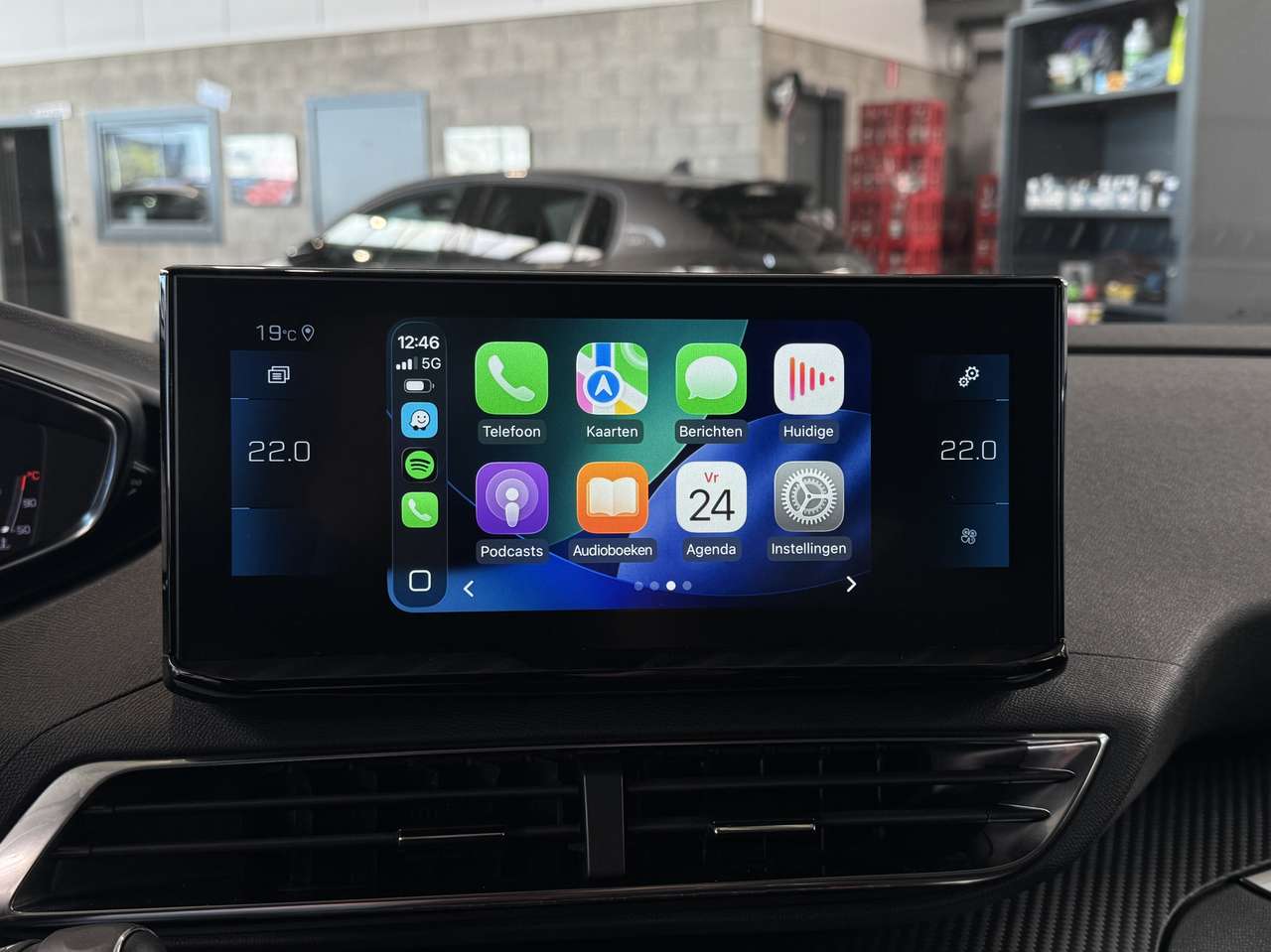 Peugeot 3008 1.2 PureTech Allure — foto 12 van 18