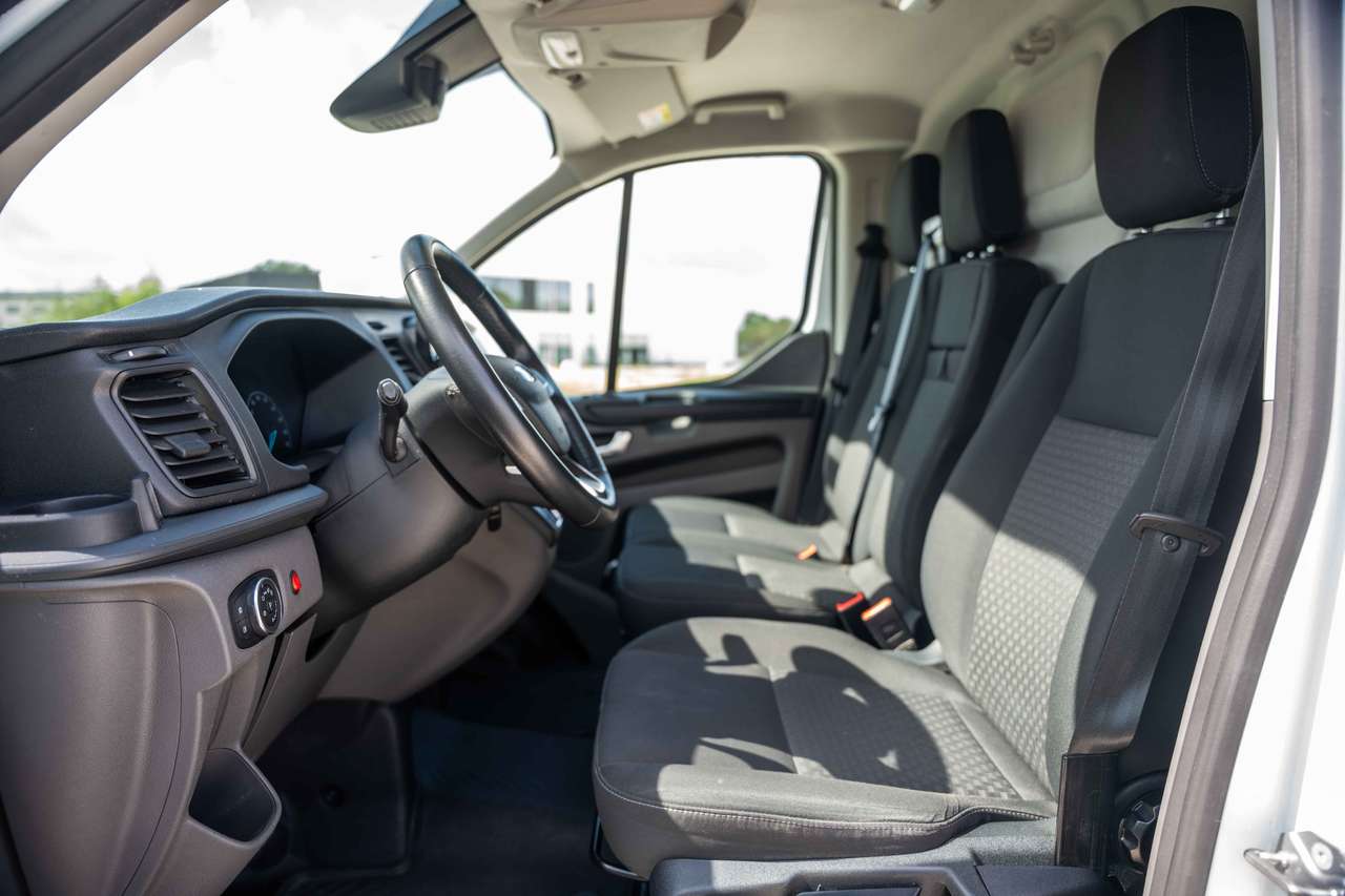 Ford Transit Custom Transit Custom 1.0 T L1H1 PHEV Limited S/S (EU6.2) — foto 21 van 25