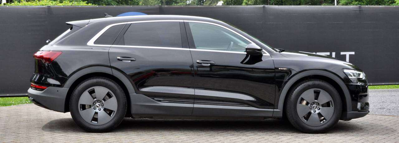 Audi e-tron 50 QUATTRO GPS CAMERA CARPLAY ELEKKOFFER VERWARMDE ZETELS — foto 2 van 18