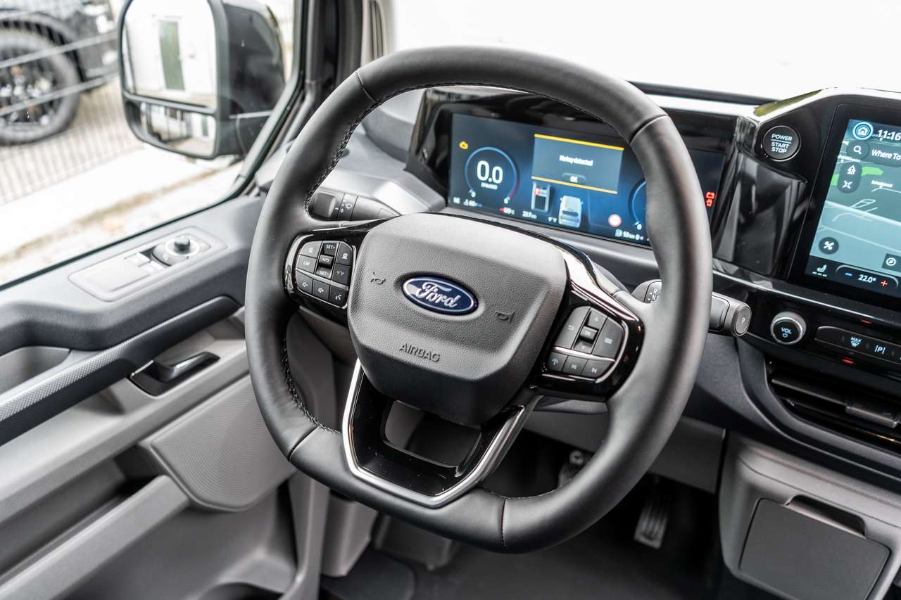 Ford Transit Custom 2.0TDCi Sport L2 - 5j Warranty - 40.400ex — foto 12 van 15