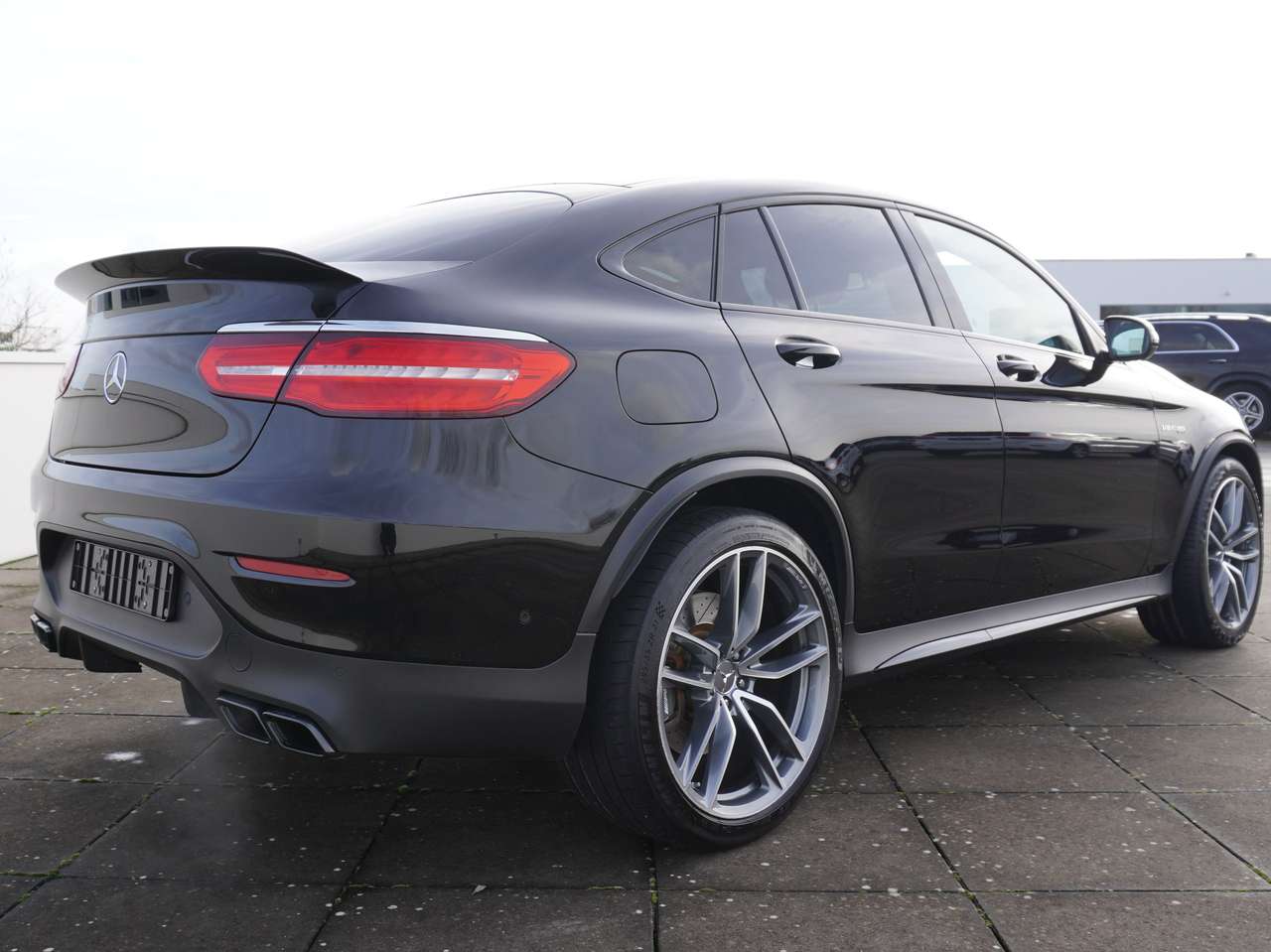Mercedes-Benz GLC 63 AMG 4M/RIJASSIST/PANODAK/LUCHTVER/COMAND ONLINE/TREKH — foto 3 van 19