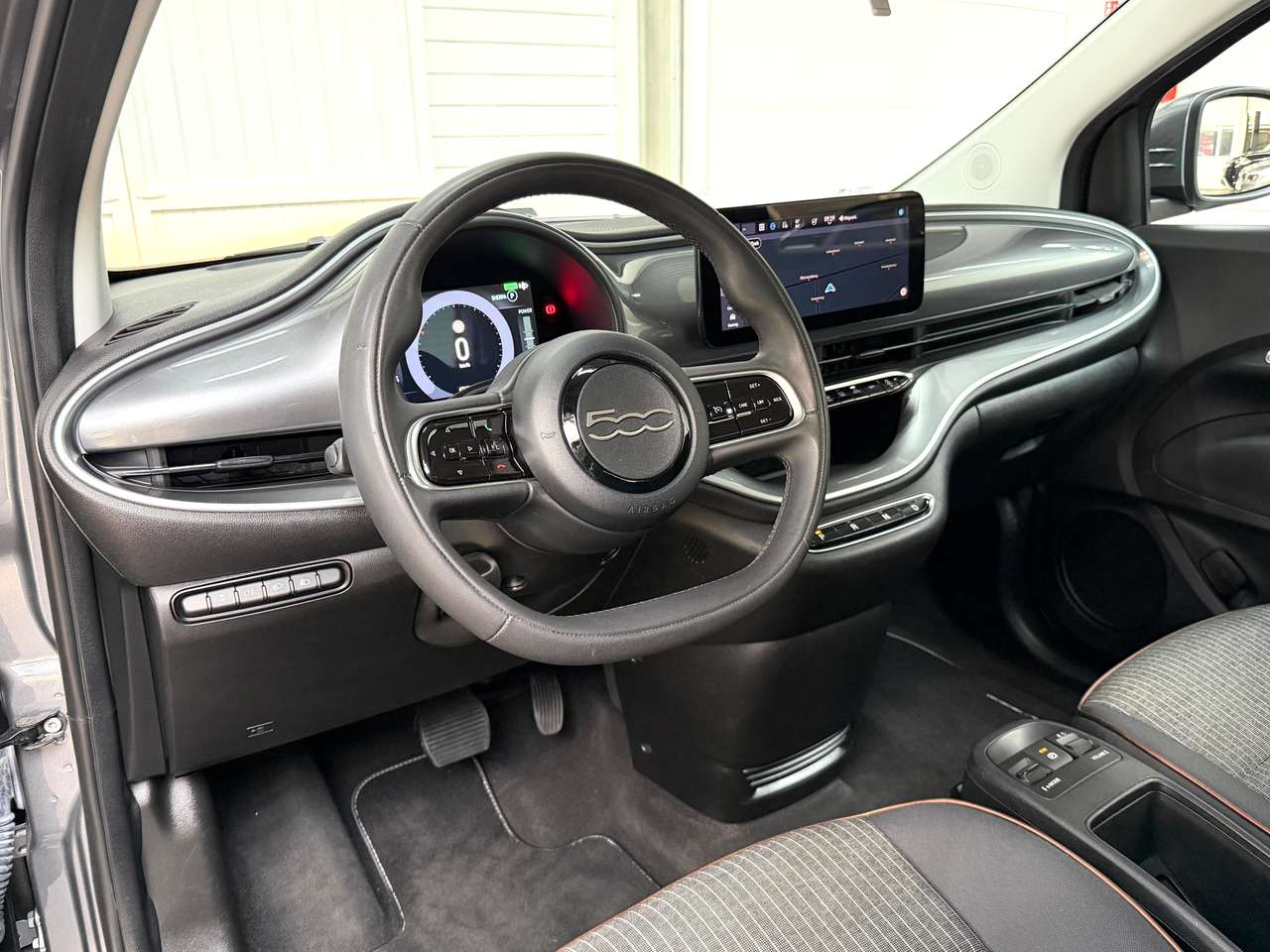 Fiat 500e Icon 24kWh BAT SoH 94% DAB*NAVI*CARPLAY*CC*LANEASS*AAC — foto 15 van 25