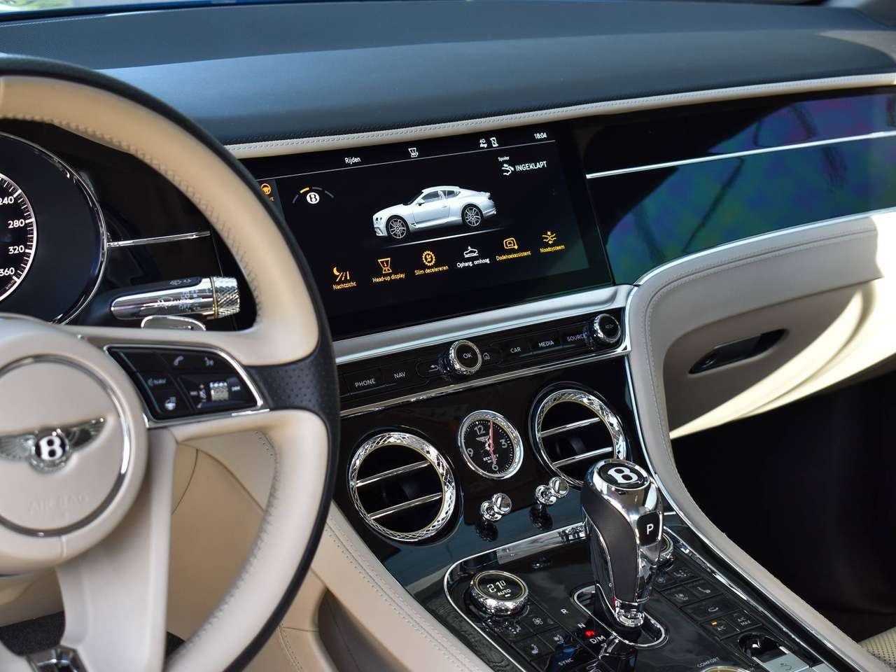 Bentley Continental GT 6.0 BiTurbo W12 / New Model / Sequin Blue / Full History — foto 10 van 25