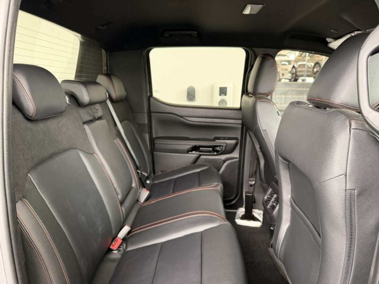 Ford Ranger WILDTRAK 3.0 L V6 ECOBLUE TDCI AUTOMAAT NIEUW OKM 49500+BTW — foto 8 van 22