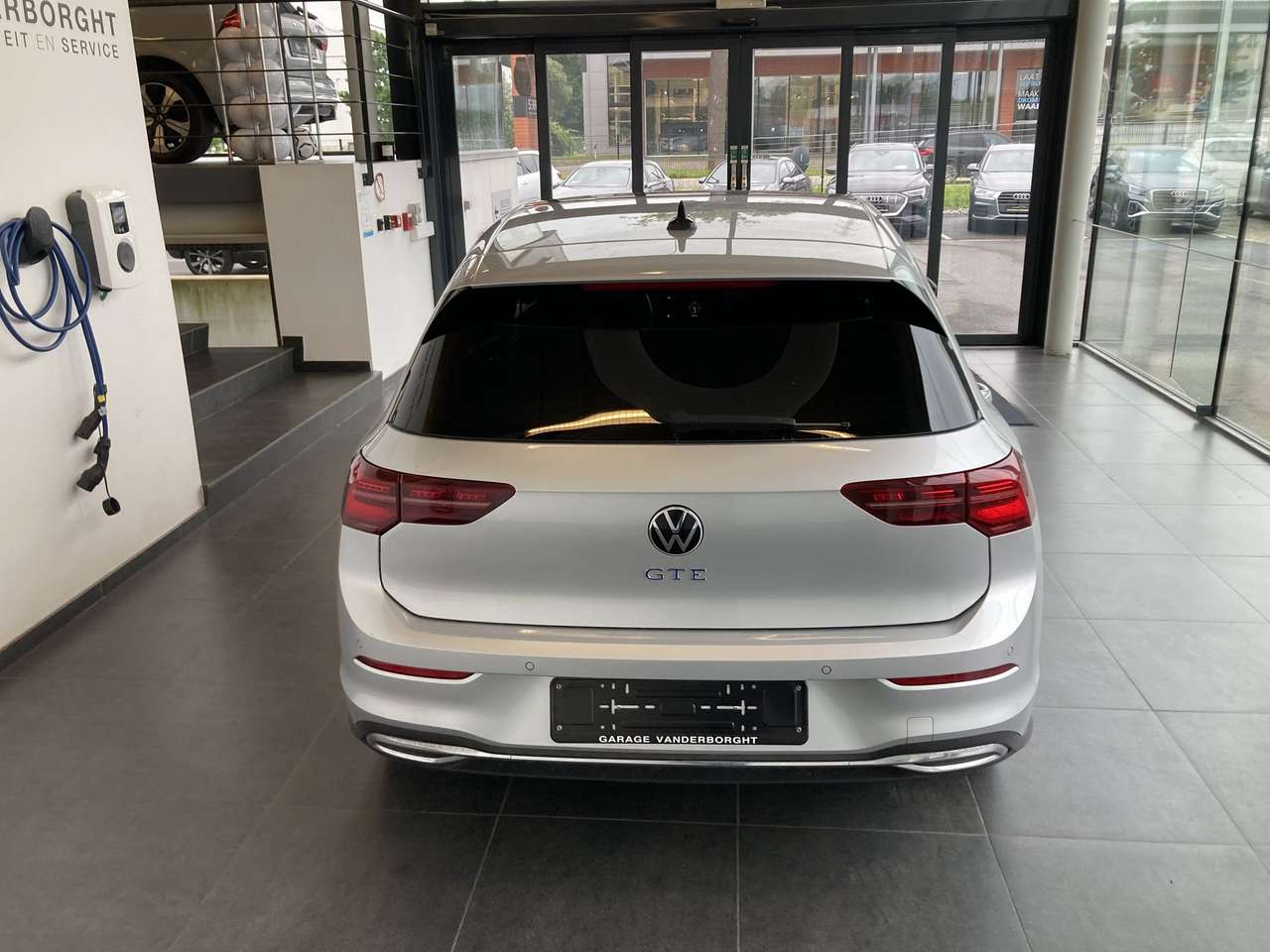 Volkswagen Golf GTE GTE PLUG-IN HYBRD AUTOMAAT+PANO DAK — foto 5 van 20