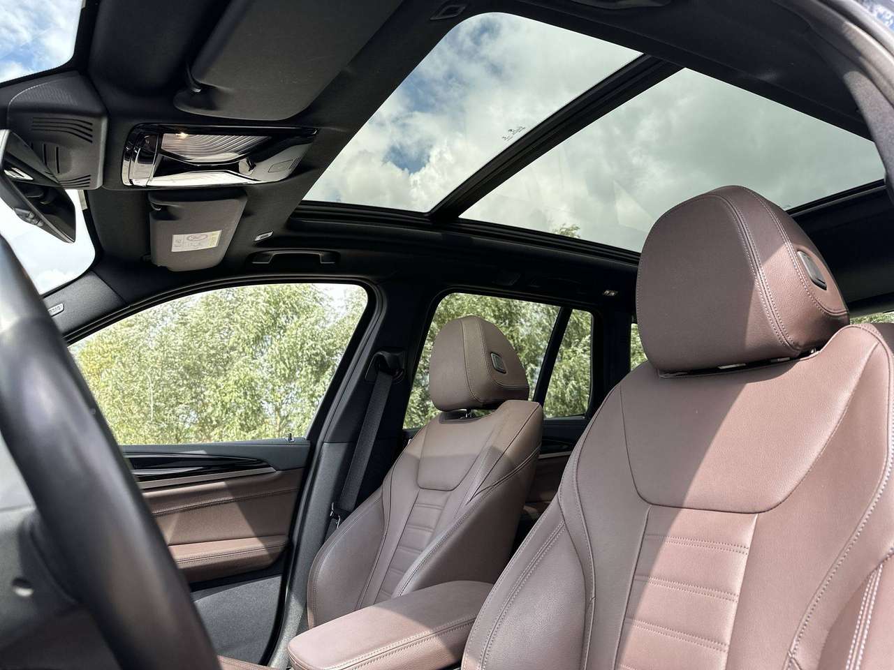 BMW iX3 iX3 80 kWh M-pakket Harman Kardon Driving Assist professional — foto 14 van 19
