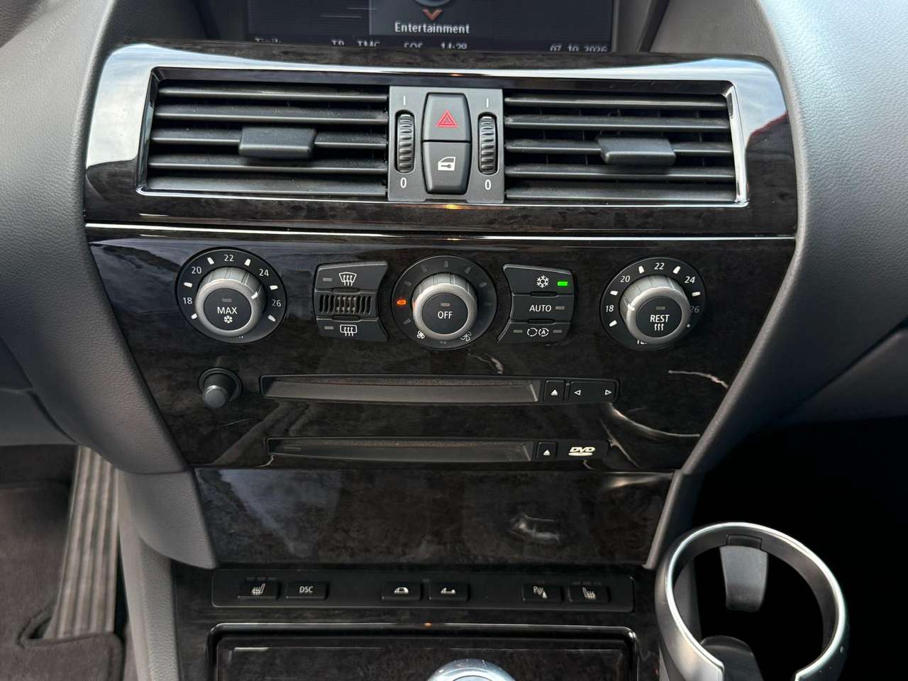 BMW 645 Ci Cabriolet 6 Speed Manuel 53000km 1 owner New !! — foto 16 van 21