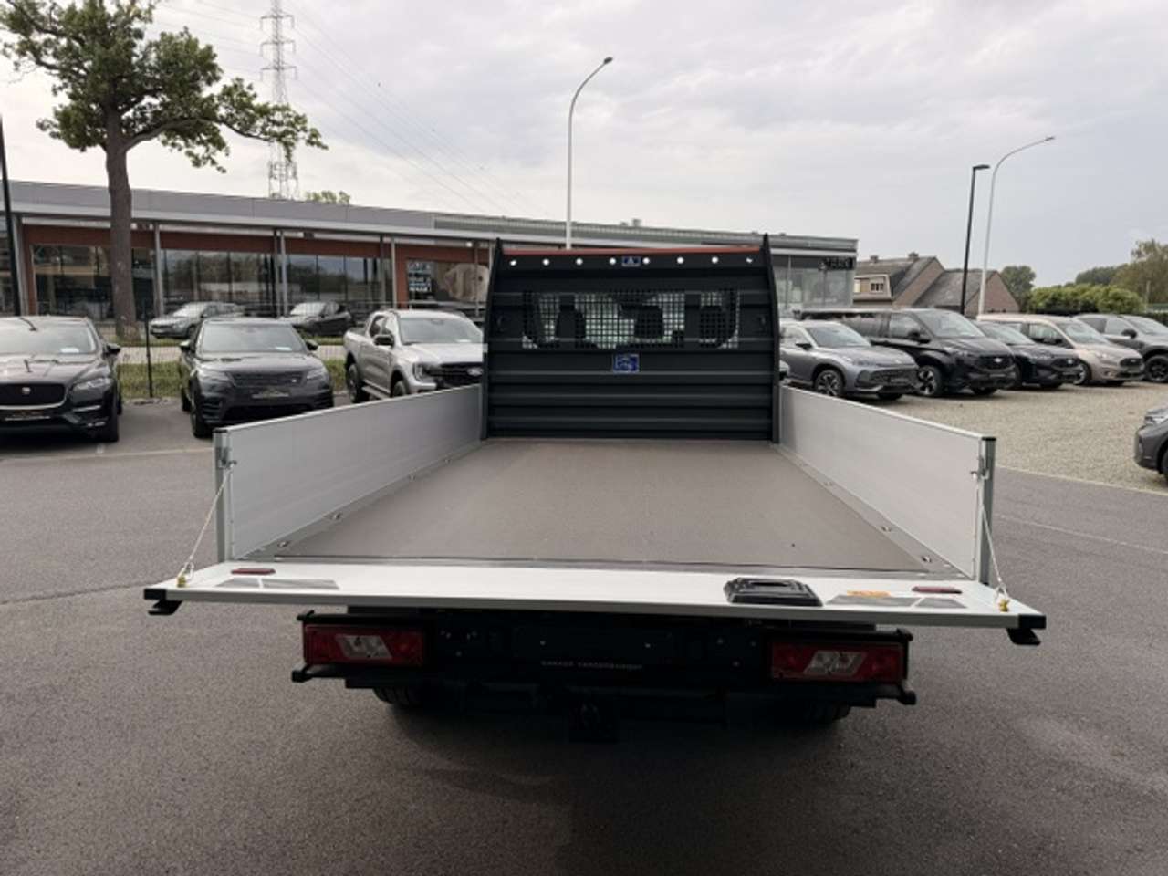 Ford Transit CHASSIS CABINE +LAADBAK 350L AUTOMAAT NIEUW 0KM 34900+BTW — foto 8 van 21