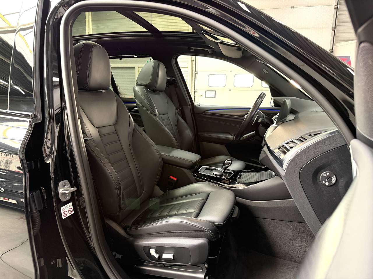 BMW X3 X3 2.0iA xDrive20 M-PACK PANO*CAMERA*PDC*NAVI*DAB*CARPLAY*CC*LED*HEATED SEATS MEMORY*AC3ZONE — foto 14 van 25