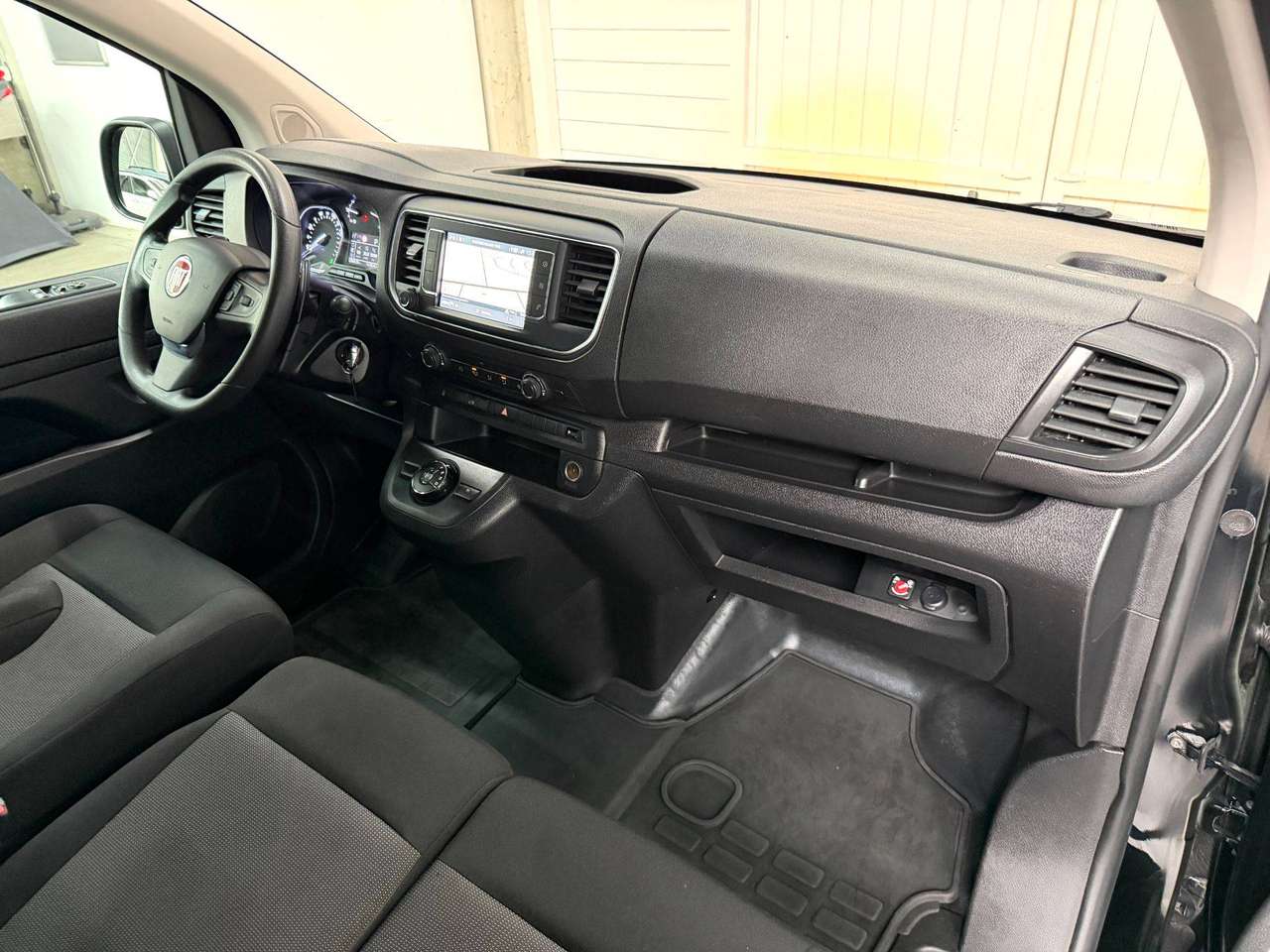 Fiat Scudo 2.0 Automaat L3H1 CAMERA*DAB*CARPLAY*ACC*BLIS*PDC*TREKHAAK — foto 9 van 25