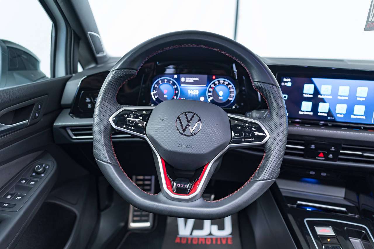 Volkswagen Golf GTI CLUBSPORT|AKRAPOVIC|PANO|HEAD-UP|HARMAN-KARDON|IQLIGHTS|ALCANTARA|HEATEDSEATS|KEYLESS|ACC|LA|GARANTIE| — foto 19 van 25