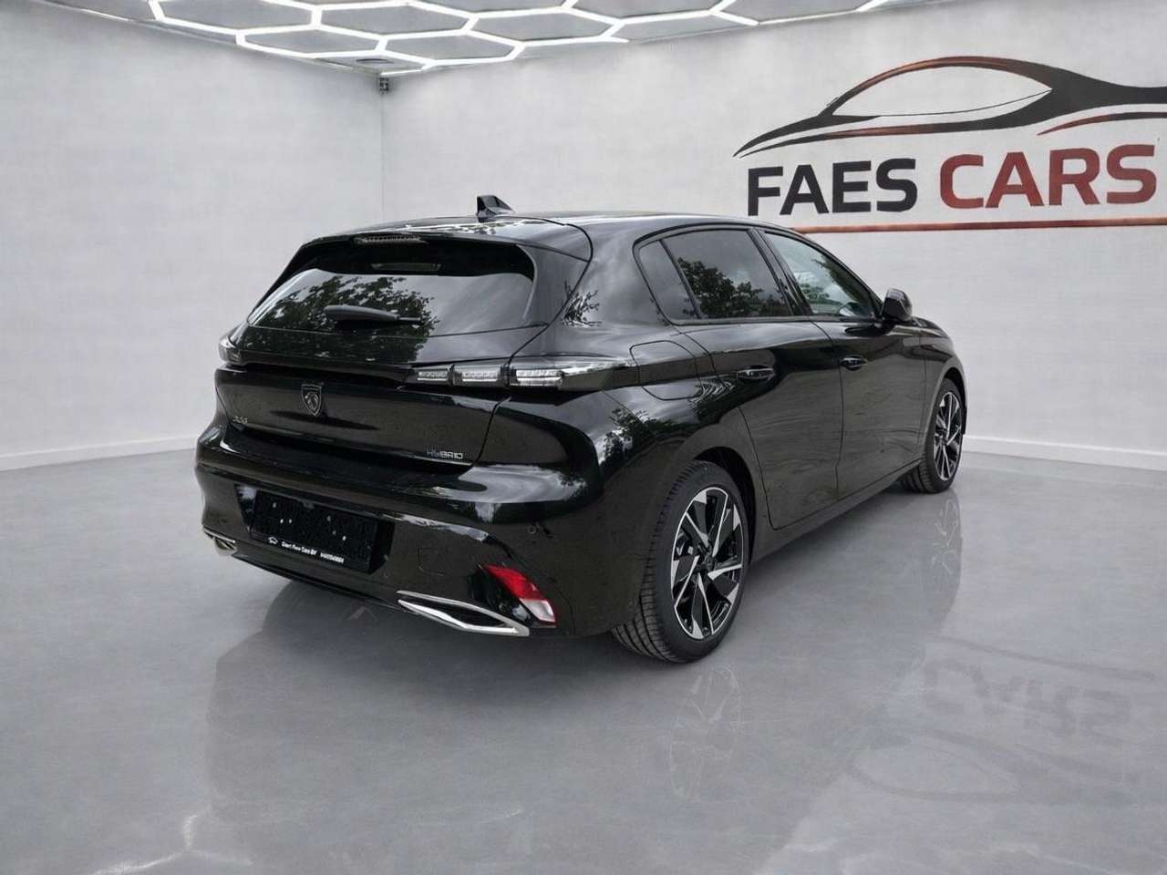 Peugeot 308 308 Hybrid 180 e-EAT8 Allure Pack — foto 2 van 15