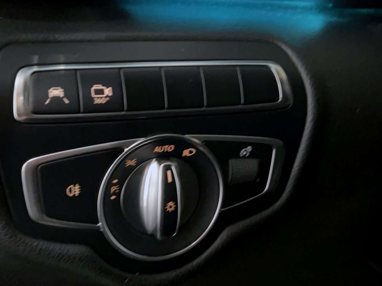 Mercedes-Benz V 250 AMG/7 plaatsen/ Avangarde/360/Leder — foto 12 van 24