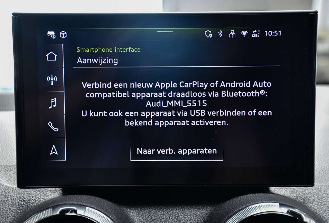 Audi Q2 Q2 35 TFSI S-Line Automaat - LEDER / NAVIGATIE / SMARTLINK / CAMERA / PDC — foto 12 van 20