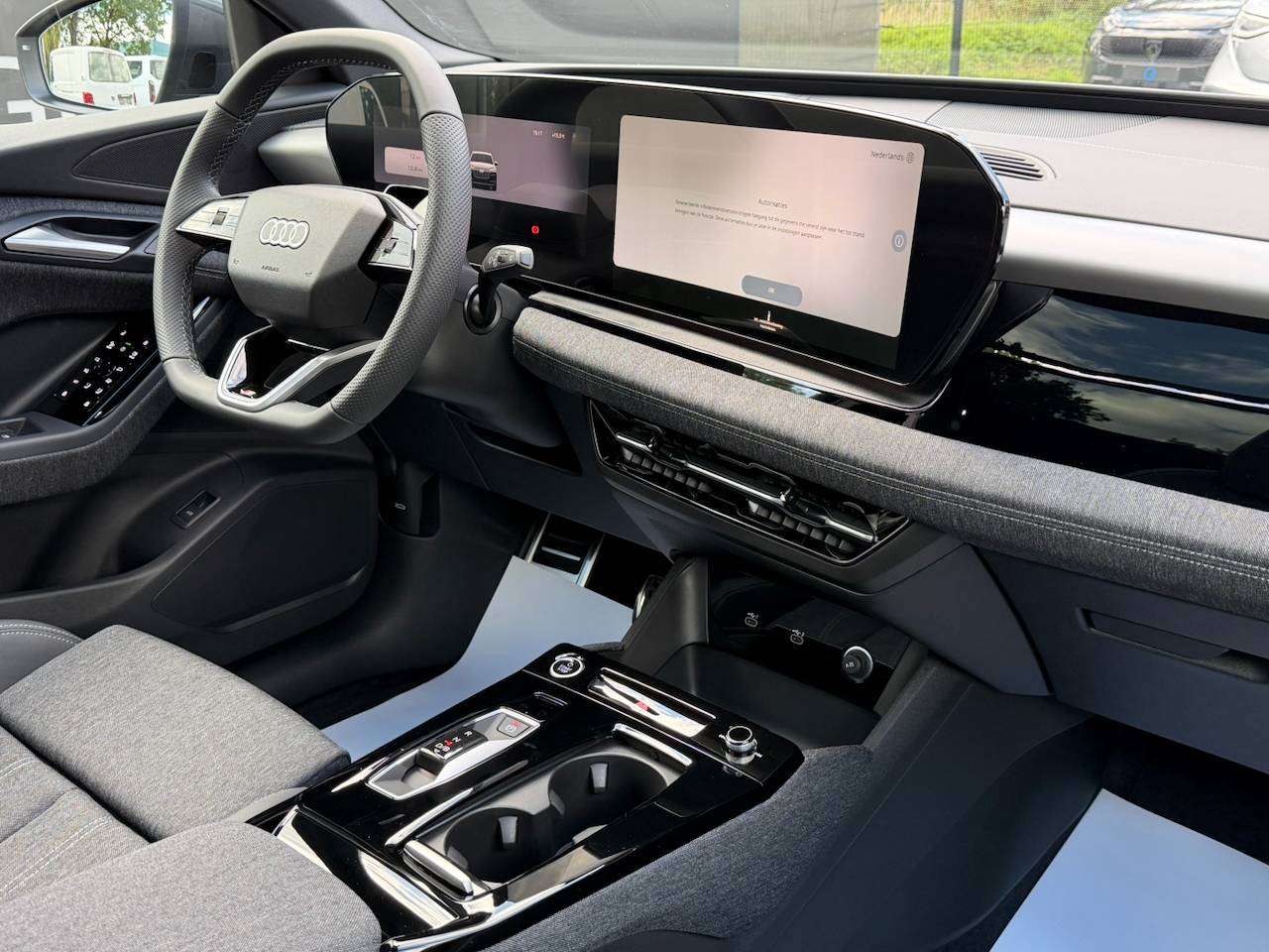 Audi Q6 e-tron 100 kWh PERFORMANCE S LINE EDITION TREKHAAK PANORAMA 360° CAM MEMORY SEATS — foto 5 van 15