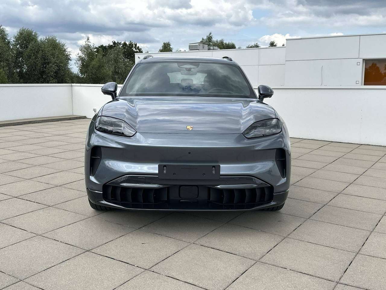 Porsche Cayenne ELECTRIC Trekhaak Pano Dak 22" — foto 4 van 18