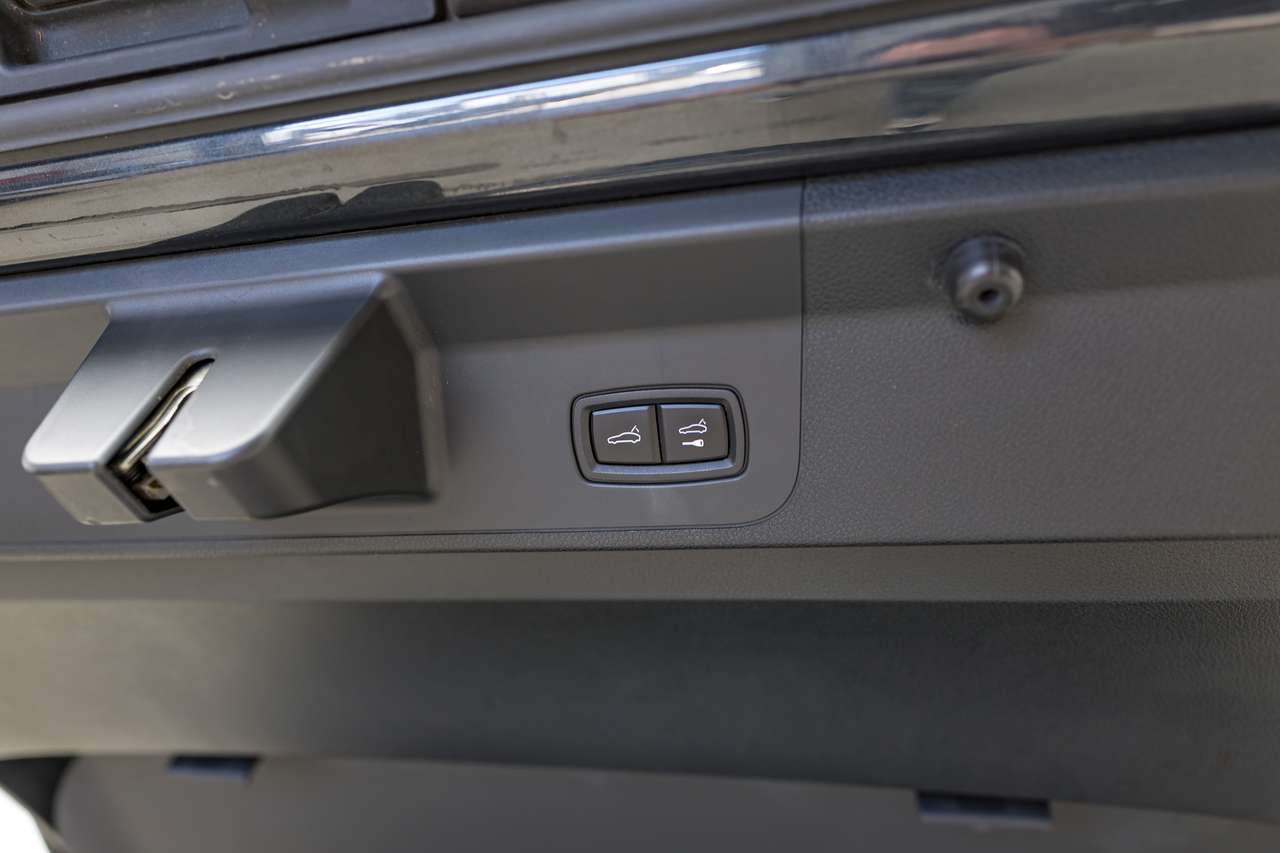 Porsche Panamera 4S SPORT TURISMO|BOSE-SOUNDSYSTEM|360°|PANO|SOFT-CLOSE|HEATEDSEATS FRONT&REAR|ACC|LA| — foto 14 van 25