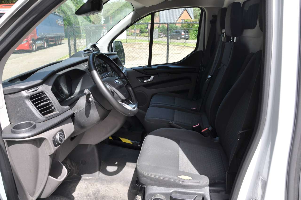 Ford Transit Custom *AUTOMAAT* TREND - L2H1 Bestelwagen 300L - BTW Aftrekbaar — foto 6 van 15