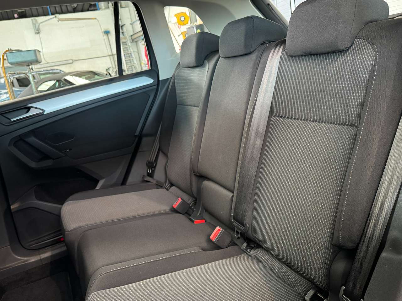 Volkswagen Tiguan 1.5 TSI Life Navigatie / Camera / DAB — foto 7 van 17