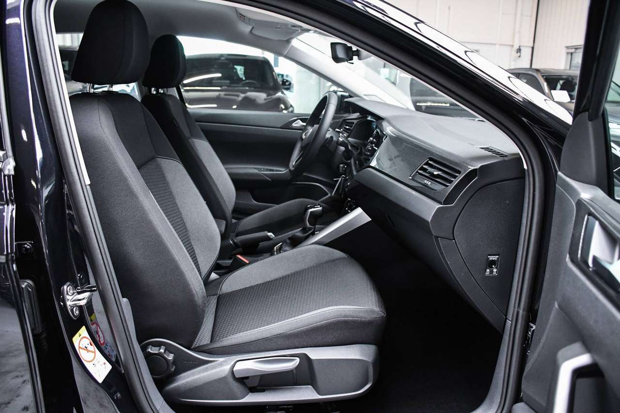 Volkswagen Taigo Taigo 1.0 TSI Life Business DSG - NAVIGATIE VIA SMARTLINK / PDC / AIRCO — foto 6 van 19