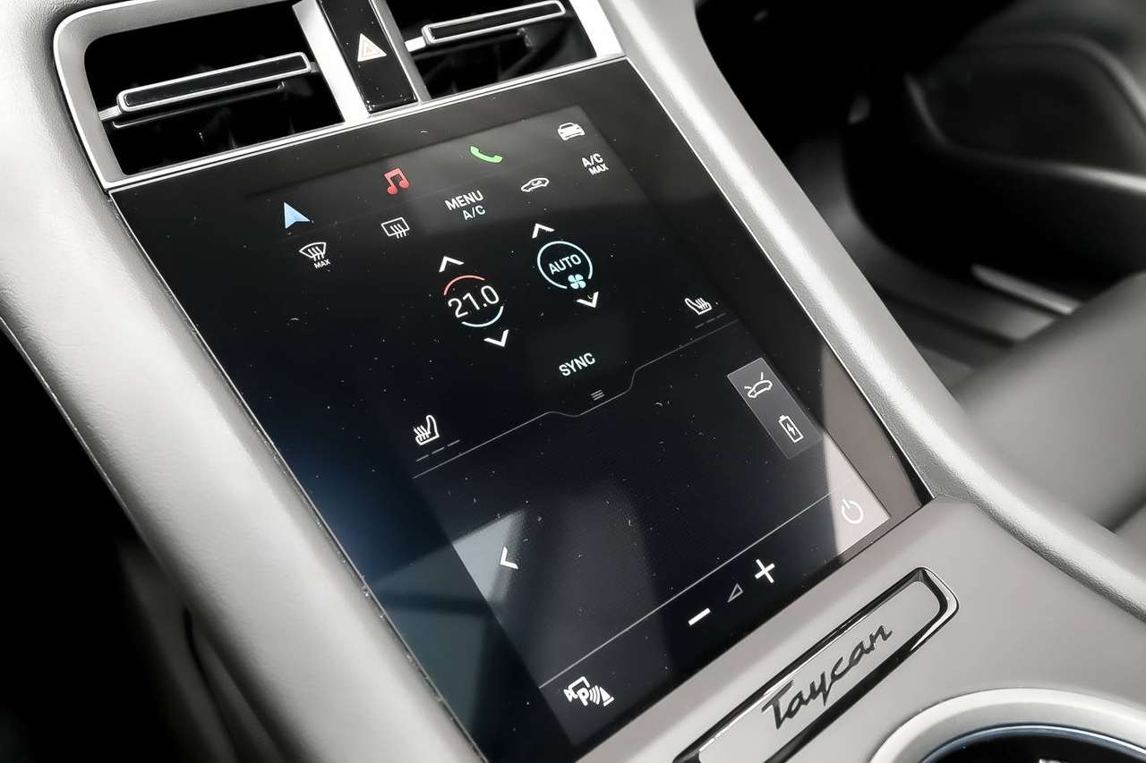 Porsche Taycan Taycan Sport Turismo FACELIFT-battery Plus-Sport design front-BOSE-ACC — foto 17 van 25