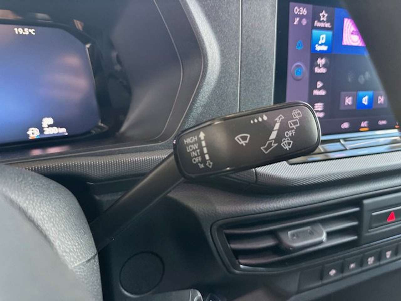 Ford Transit Connect 2.0 ECOBLUE NIEUW OKM  SLECHTS 21300+BTW!!!!! — foto 18 van 19