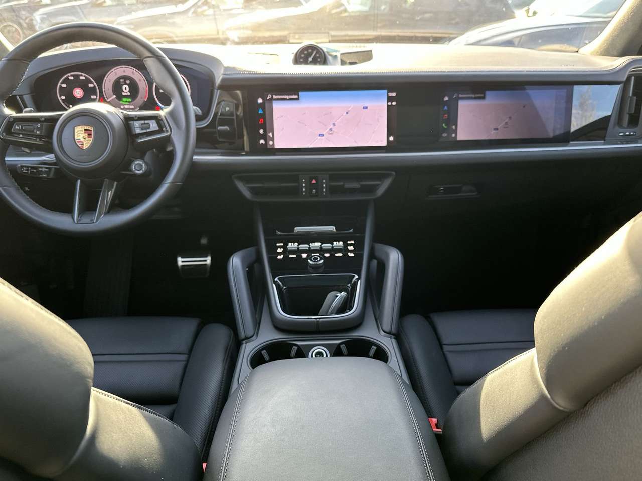Porsche Cayenne Turbo E-Hybrid 42gr Co2 22" SportDesignPack Pano — foto 13 van 19