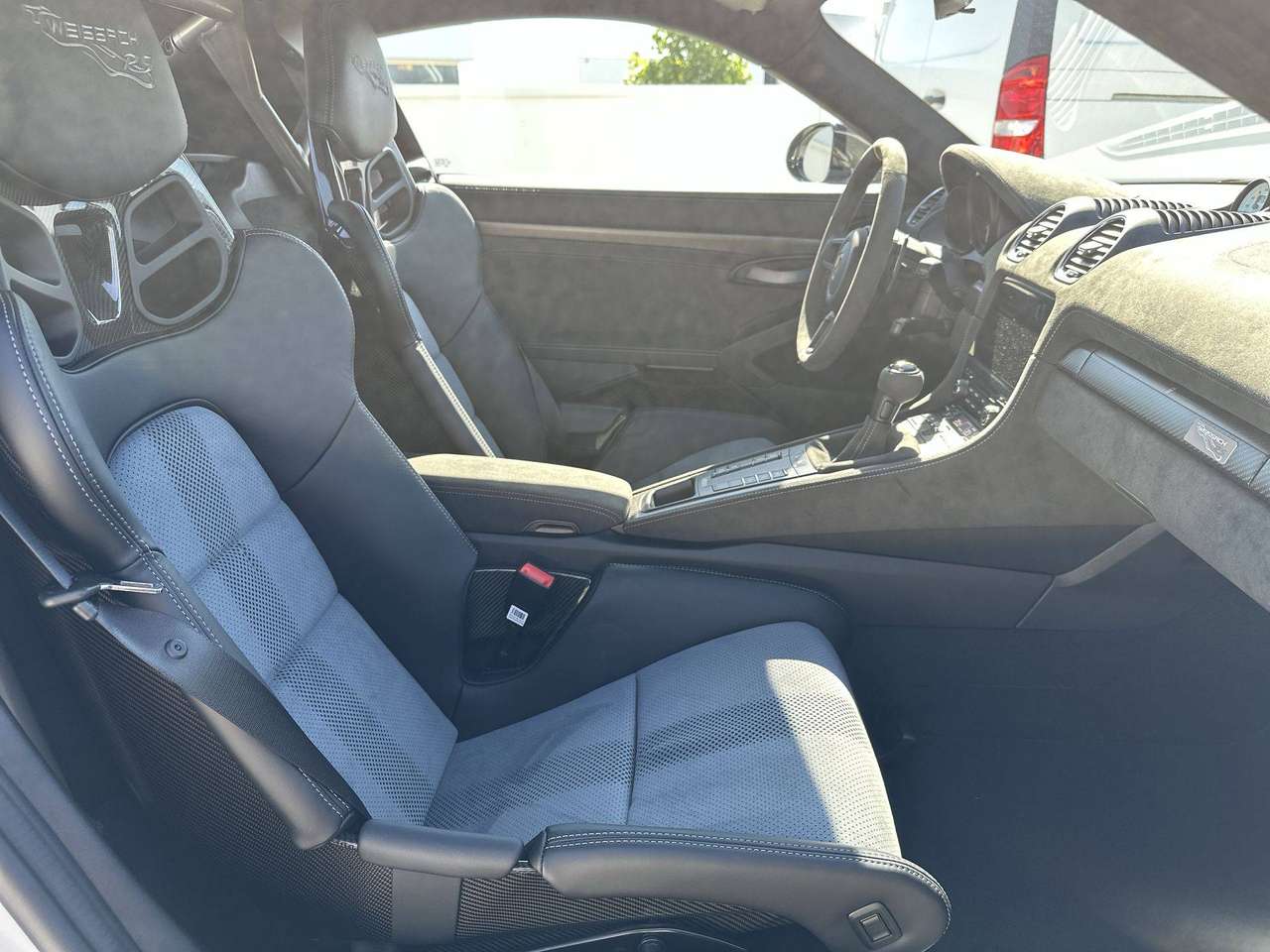 Porsche Cayman GT4 RS/20"/KUIPSTOEL/CLUB SPORT/PARKASSIST — foto 16 van 20