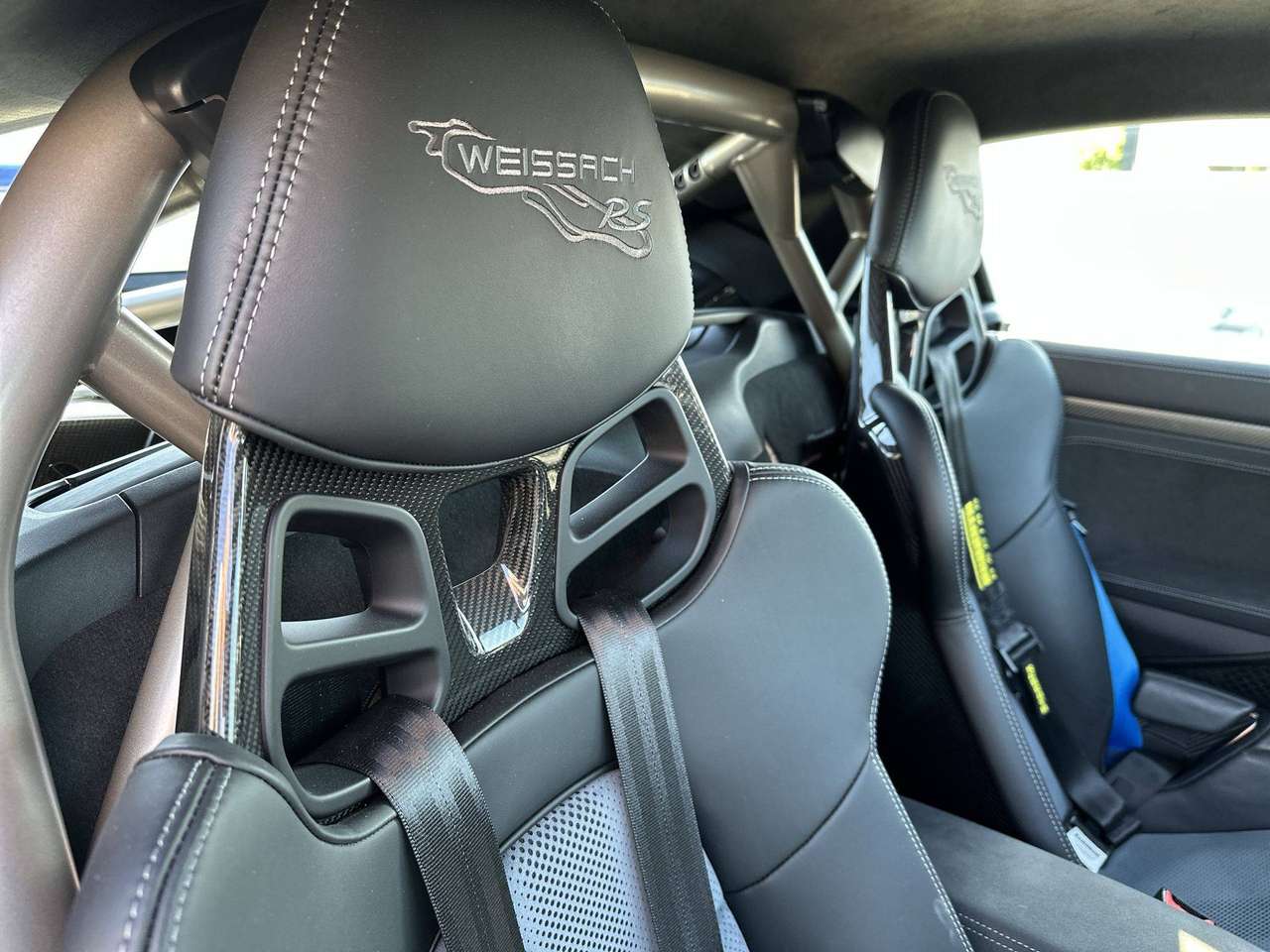 Porsche Cayman GT4 RS Weissach Pack Hefsysteem vooras — foto 9 van 17