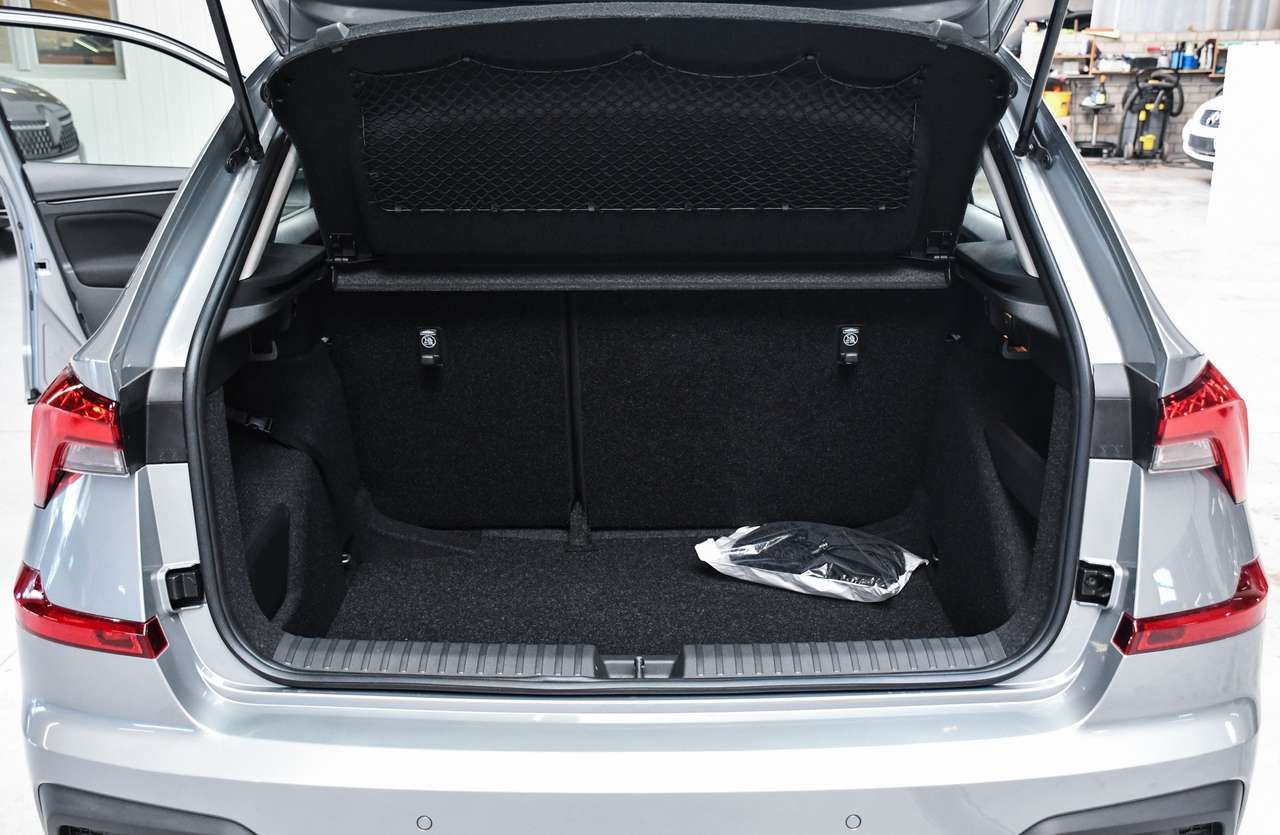 Skoda Kamiq Kamiq 1.0 TSI Selection DSG - NAVI SMARTLINK / PDC — foto 17 van 18