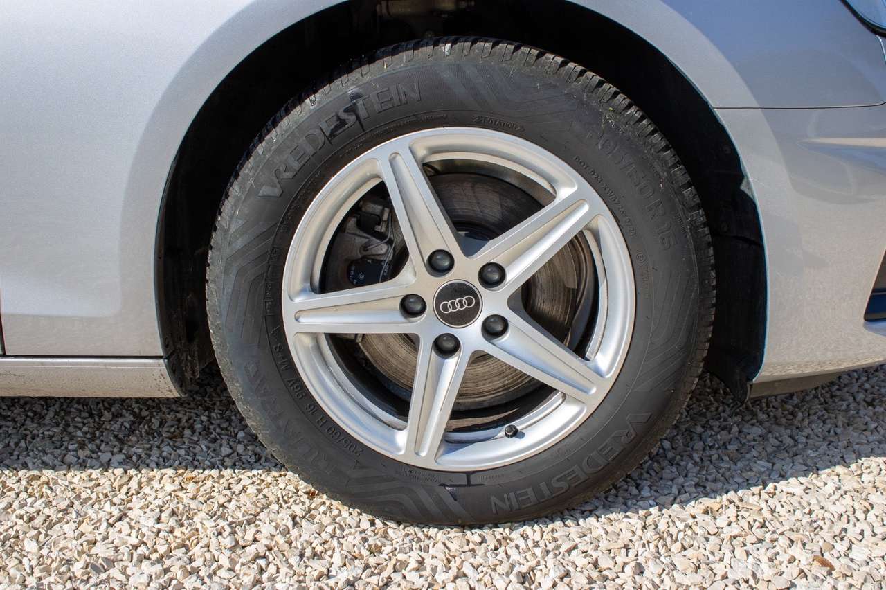 Audi A4 A4 Avant 35 TFSI Business Edition Competition S tronic — foto 14 van 16