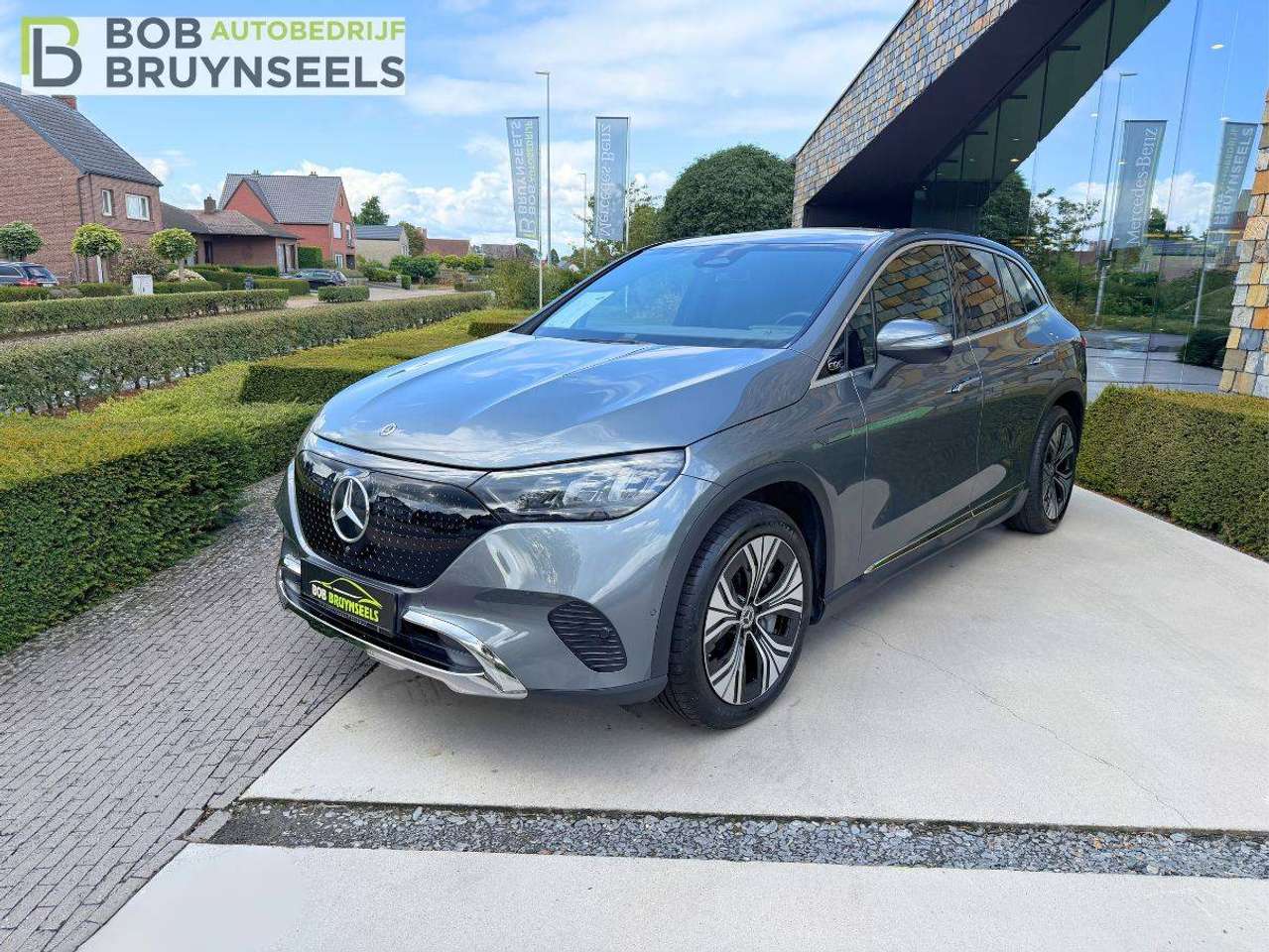 Mercedes-Benz EQE SUV Electric Art – Distronic – Panodak – Memoryseats – Trekhaak