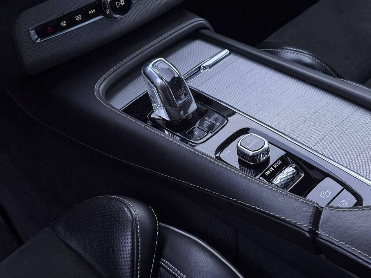 Volvo XC90 XC90 2.0 T8 TE 4WD PHEV R-Design 7pl. — foto 11 van 21