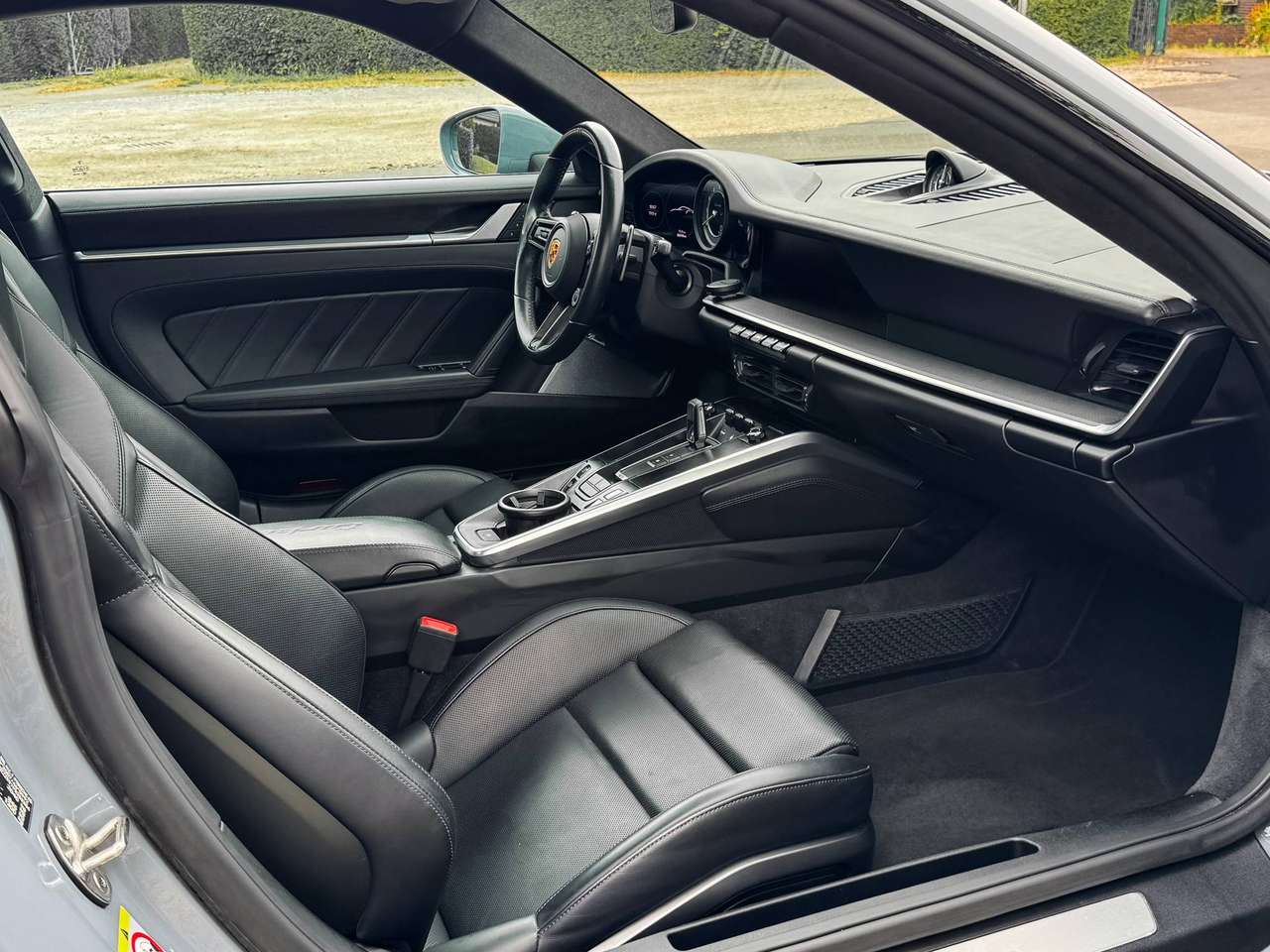 Porsche 911 992 TURBO / Arctic Grey / Burmester / 360 / Sunroof / Matrix / 14-Way  / — foto 7 van 17