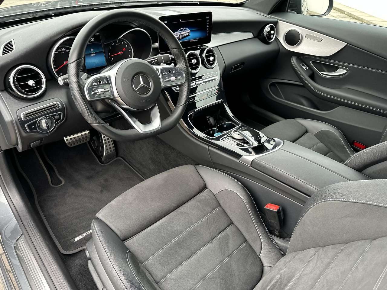 Mercedes-Benz C 180 COUPE AMG/PARKEERPAK/9G TRON/VERWARM ZETELS — foto 9 van 16