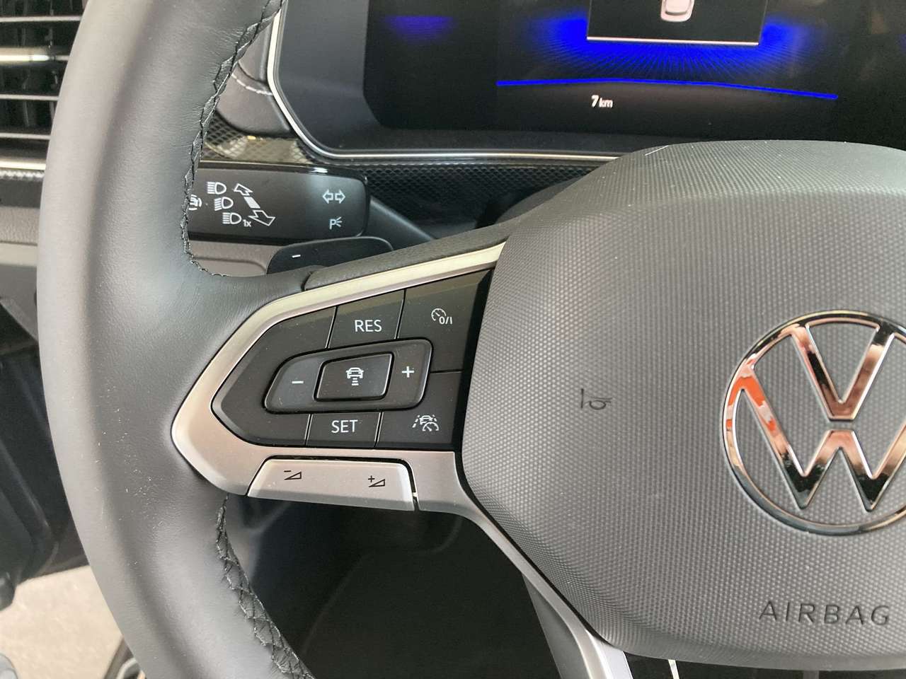 Volkswagen T-Cross R-LINE BENZINE AUTOMAAT  NIEUW 0KM — foto 16 van 19