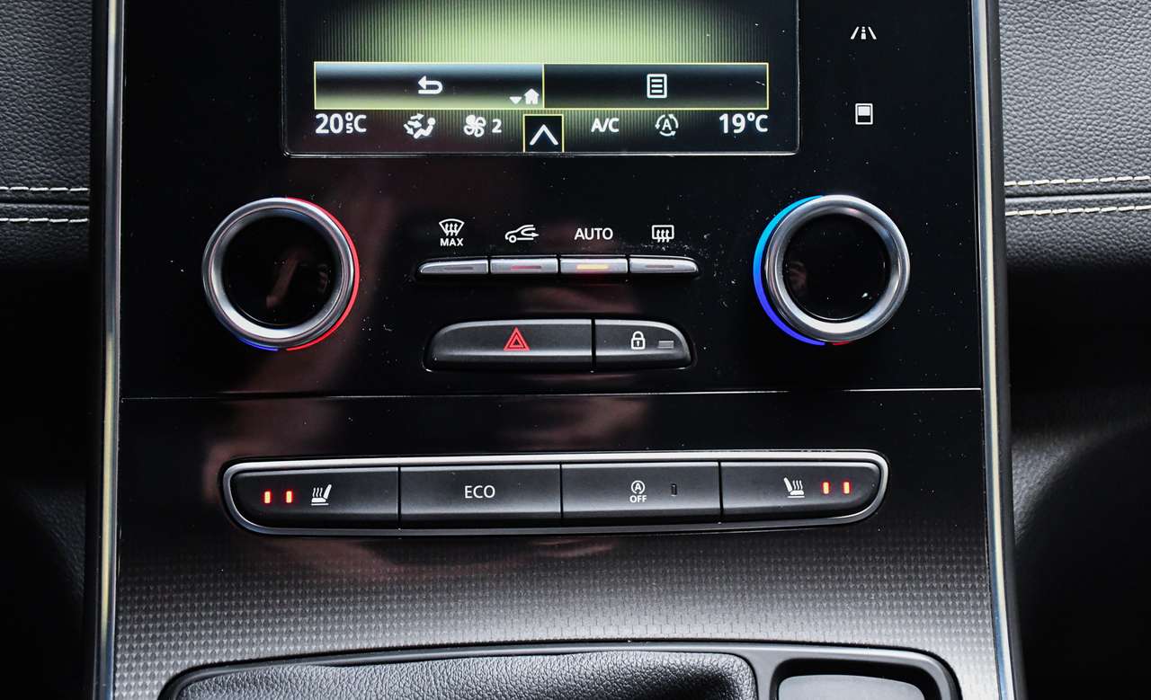 Renault Grand Scenic Grand Scénic 1.33 TCe Intens 7pl - LEDER / PANO / CAMERA / NAVI — foto 13 van 20