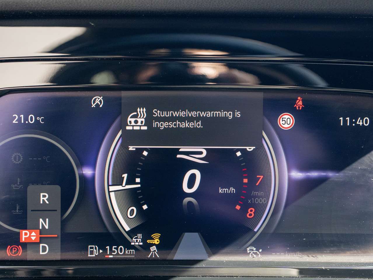 Volkswagen Golf R Golf 8 R - PANO/PERFORMANCE PACK/IQ-LIGHT/BLACKSTYLE/ZETELVERWARMING/DRIFT MODUS — foto 14 van 25