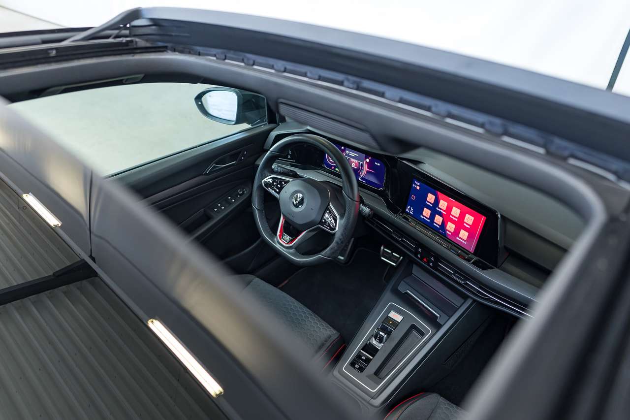 Volkswagen Golf GTI 45Y-EDITION|CLUBSPORT|AKRAPOVIC|PANO|IQLIGHTS|ALCANTARA|KEYLESS|GARANTIE — foto 7 van 25