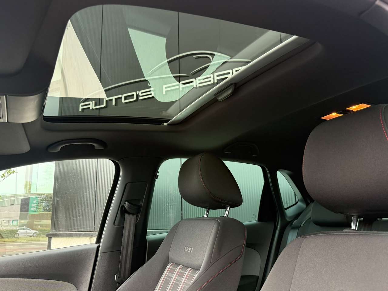 Volkswagen Polo GTI 1.4 TSI DSG Opendak 91000km Nieuwstaat !!! — foto 12 van 18