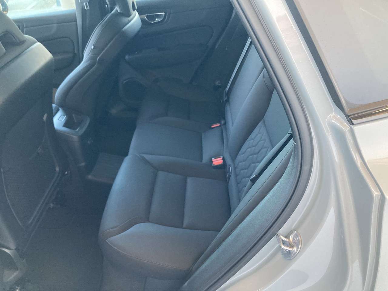 Volvo XC60 PLUS DARK T6 PHEV AWD AUTOMAAT PANO DAK 19000KM!!! — foto 10 van 22
