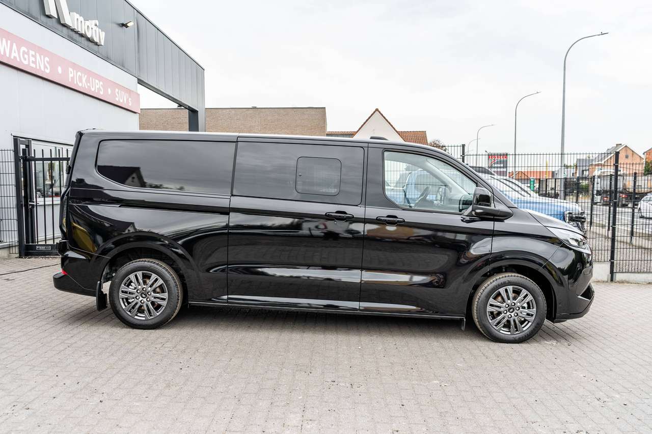 Ford Transit Custom 2.5 PHEV Limited DC L2 5pl.- Trekhaak / 360° Camera - 42.800ex — foto 2 van 16