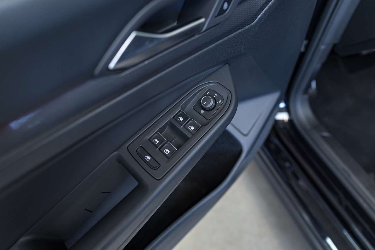 Volkswagen Golf GTI 45Y-EDITION|CLUBSPORT|AKRAPOVIC|PANO|IQLIGHTS|ALCANTARA|KEYLESS|GARANTIE — foto 22 van 25