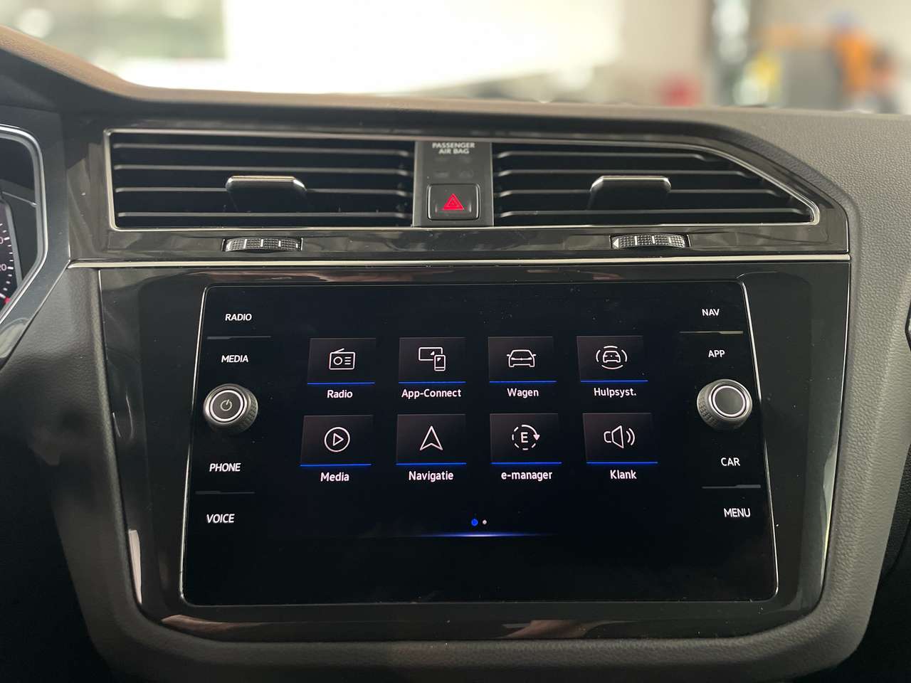 Volkswagen Tiguan 1.4 Plug-in Hybrid 'R-Line' — foto 18 van 21