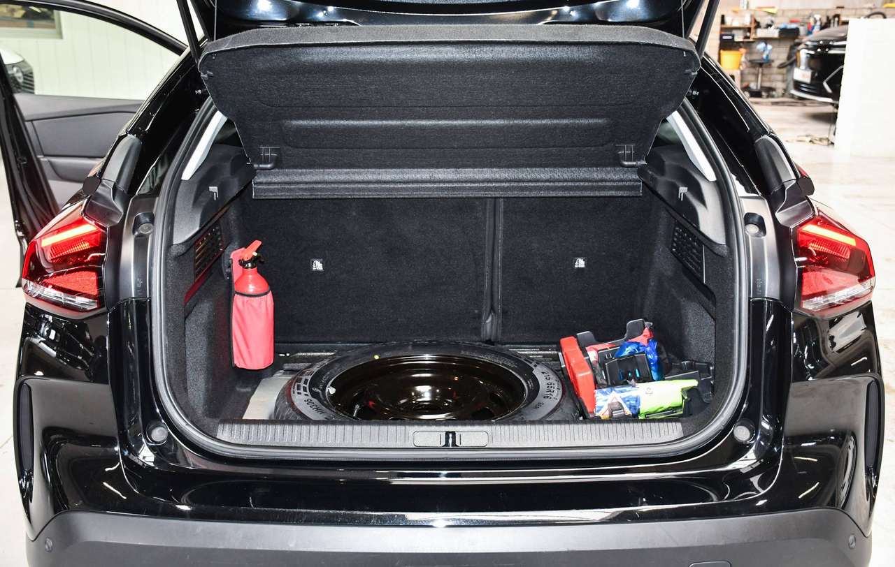 Citroen C4 C4 1.2 PureTech Feel - NAVIGATIE VIA SMARTLINK / CAMERA / PDC / CC / AIRCO — foto 16 van 17