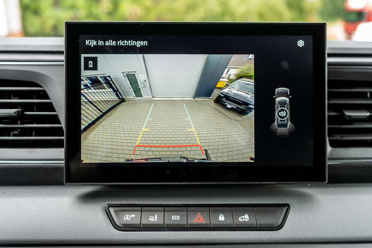 Renault Master 2.0dCi L2H2 - Automaat - Navigatie - 34.700excl — foto 9 van 17