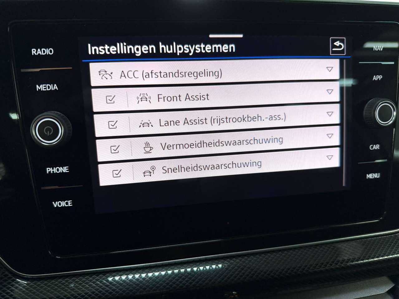 Volkswagen T-Cross T-Cross 1.0 TSI R-Line CAMERA*LED*ACC*DAB*CARPLAY*PDC*AC2Zone — foto 23 van 25